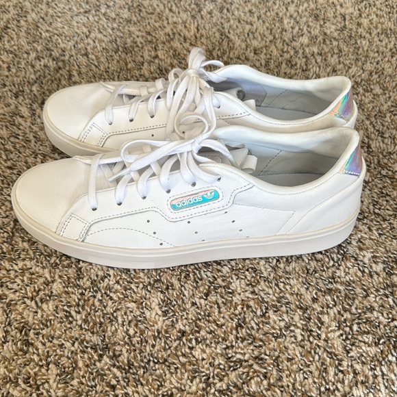 Shoes - Picture 2 of 3